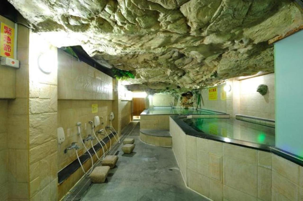 Baron'S Hot Spring Hotel Jiaoxi Exterior foto