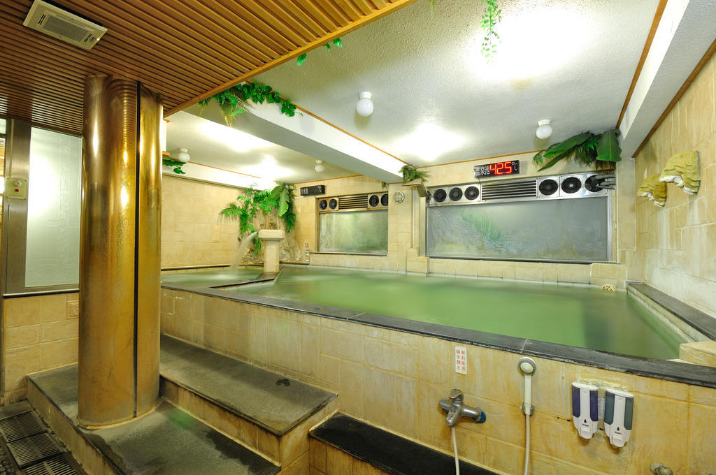 Baron'S Hot Spring Hotel Jiaoxi Exterior foto